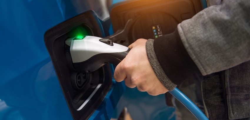 Las ventas de vehículos eléctricos e híbridos se ha incrementado en los últimos años