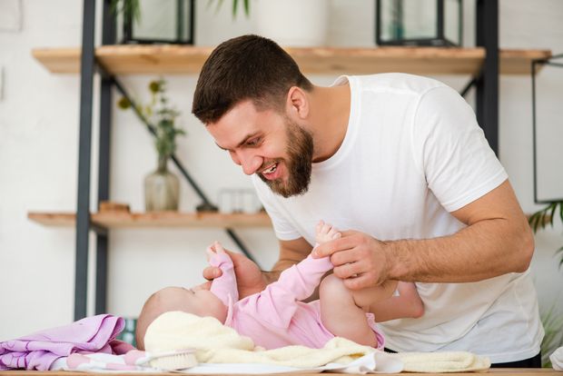 En 2020 los padres podrán disfrutar de 12 semanas de permiso tras el nacimiento de su hijo.