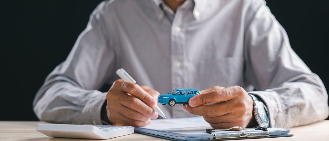 Seguros Low Cost para coches: ventajas, riesgos y cuándo compensan