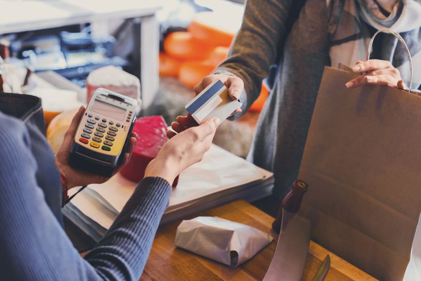 Diferencias entre tarjeta de crédito y de débito