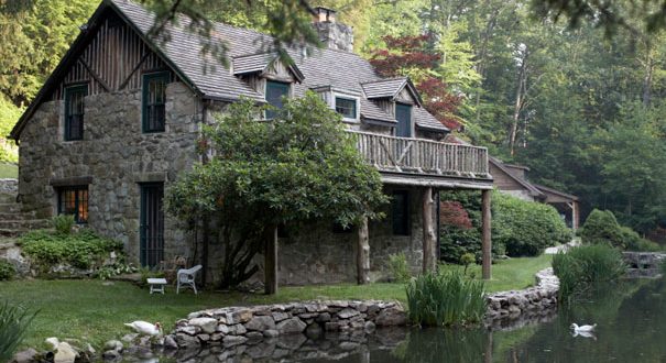 Casa rural al lado del río