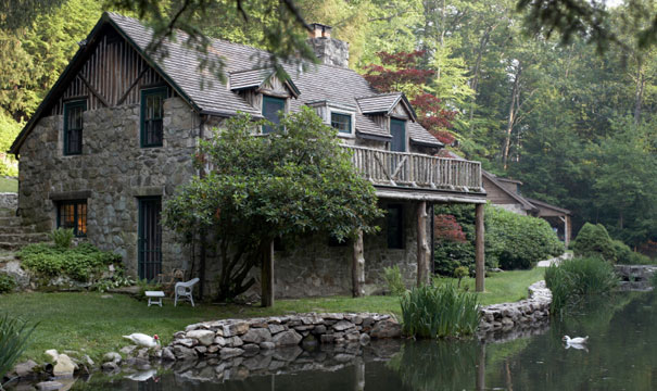 Casa rural al lado del río