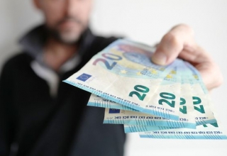 No se pueden hacer compras en efectivo de más de 2.500 euros
