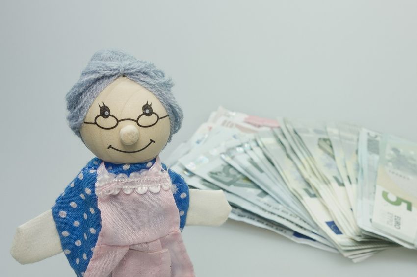 Cómo y cuándo enseñar a los niños a ahorrar