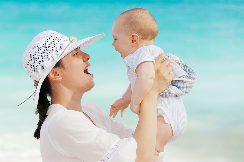 Principales ayudas económicas para las madres solteras