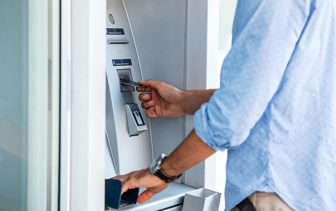 La bancarización de las personas con menos ingresos es alta pero insuficiente